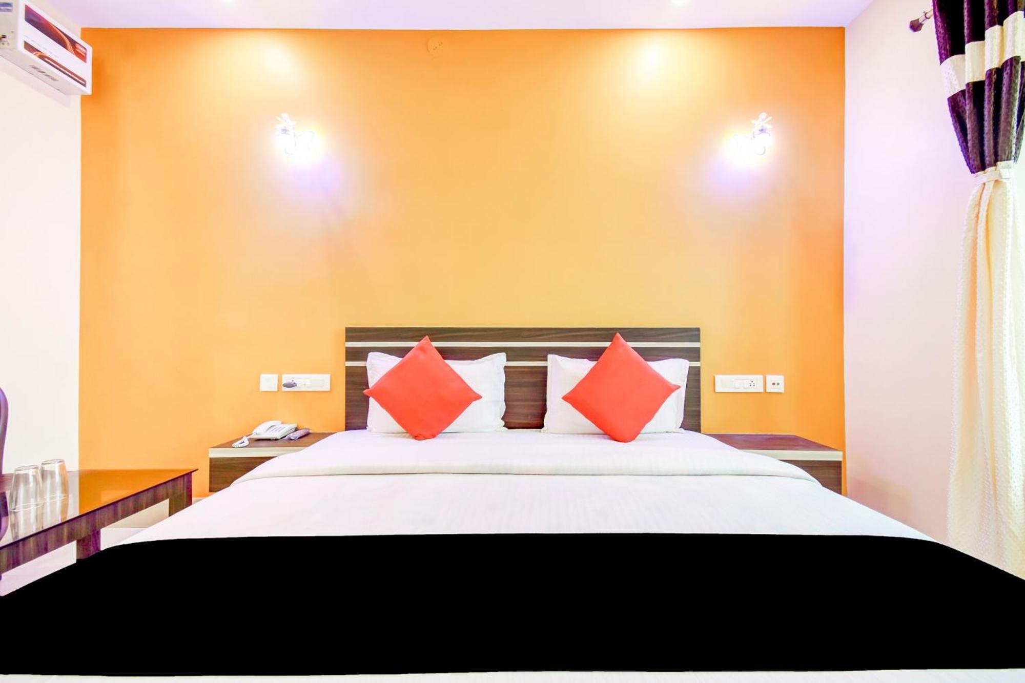 Capital O 79404 Hotel Dev Bhumi Puri Buitenkant foto